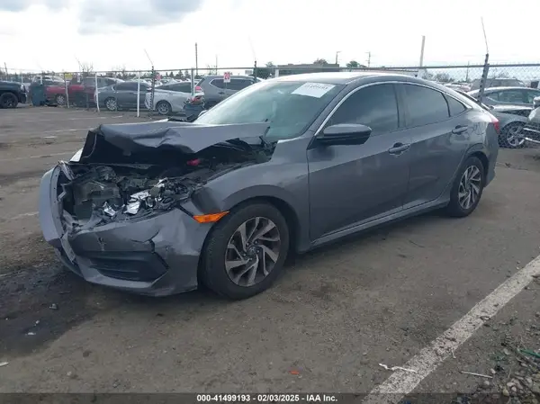 19XFC2F74HE219712 2017 HONDA CIVIC - Image 2