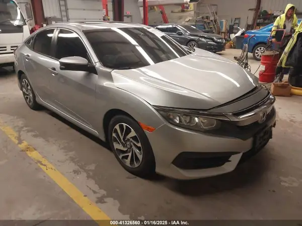 19XFC2F74HE232587 2017 HONDA CIVIC - Image 1
