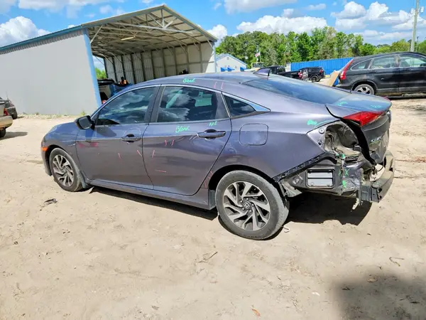 19XFC2F74JE001324 2018 HONDA CIVIC - Image 2
