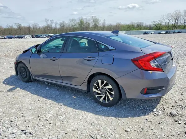 19XFC2F74JE003087 2018 HONDA CIVIC - Image 2