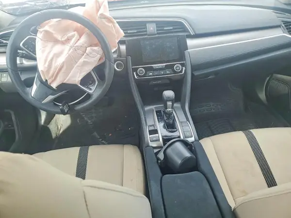 19XFC2F74JE007625 2018 HONDA CIVIC - Image 8