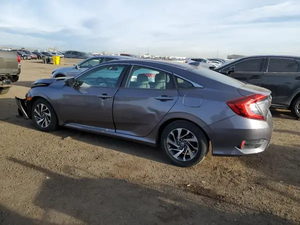 19XFC2F74JE009195 2018 HONDA CIVIC - Image 2