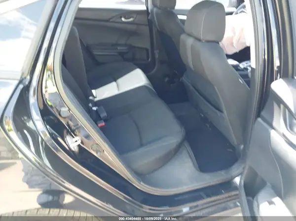 19XFC2F74JE011545 2018 HONDA CIVIC - Image 8