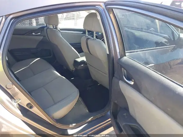 19XFC2F74JE014512 2018 HONDA CIVIC - Image 8