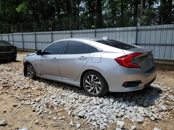 19XFC2F74JE024943 2018 HONDA CIVIC - Image 2