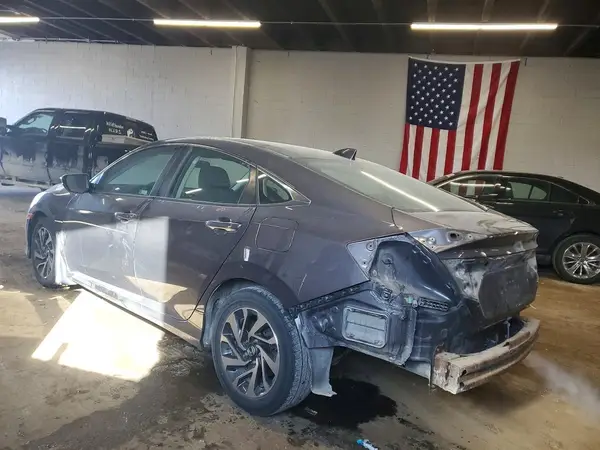 19XFC2F74JE025736 2018 HONDA CIVIC - Image 2