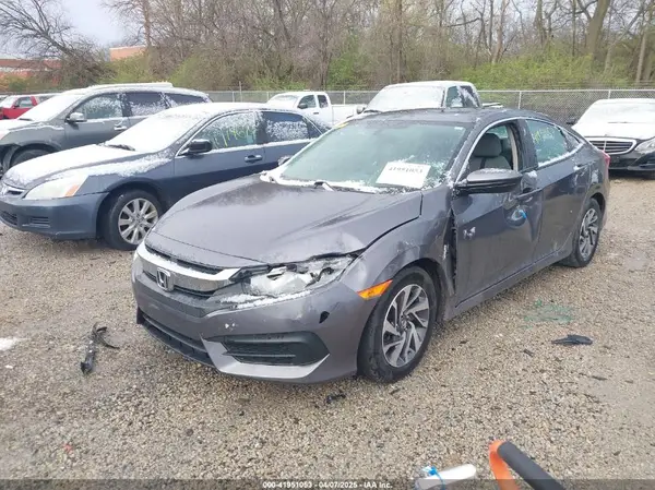 19XFC2F74JE027552 2018 HONDA CIVIC - Image 2
