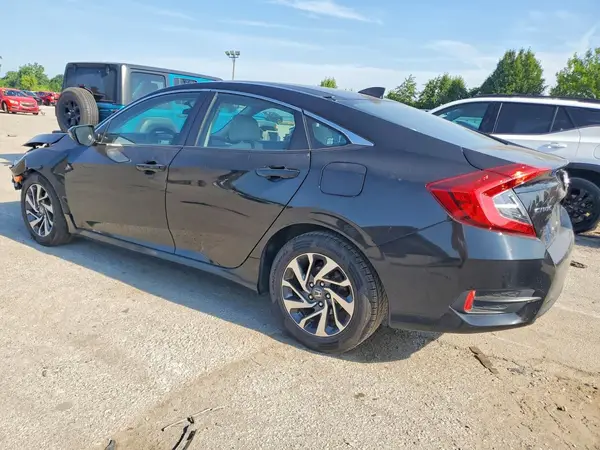 19XFC2F74JE028944 2018 HONDA CIVIC - Image 2
