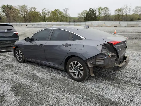 19XFC2F74JE033674 2018 HONDA CIVIC - Image 2
