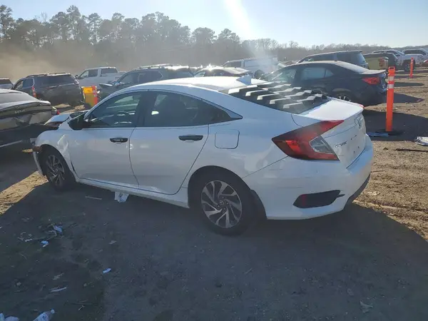 19XFC2F74JE038003 2018 HONDA CIVIC - Image 2