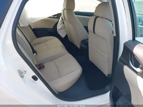 19XFC2F74JE042309 2018 HONDA CIVIC - Image 8