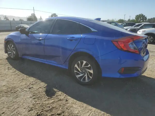 19XFC2F74JE201300 2018 HONDA CIVIC - Image 2