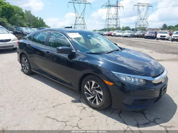 19XFC2F74JE201989 2018 HONDA CIVIC - Image 1