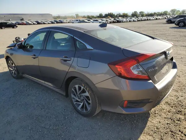 19XFC2F74JE209171 2018 HONDA CIVIC - Image 2