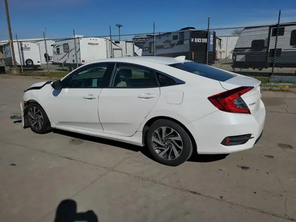 19XFC2F74JE209249 2018 HONDA CIVIC - Image 2