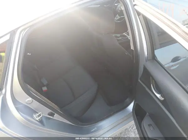 19XFC2F75GE005116 2016 HONDA CIVIC - Image 8