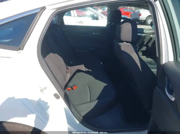 19XFC2F75GE035703 2016 HONDA CIVIC - Image 8