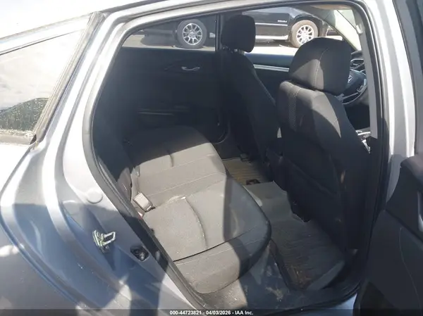 19XFC2F75GE060584 2016 HONDA CIVIC - Image 8