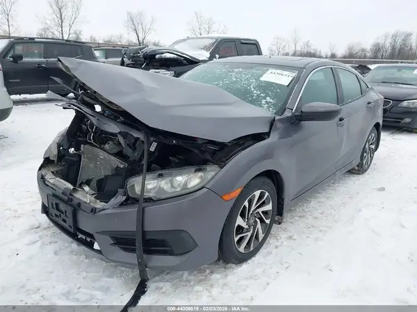 19XFC2F75GE063162 2016 HONDA CIVIC - Image 2