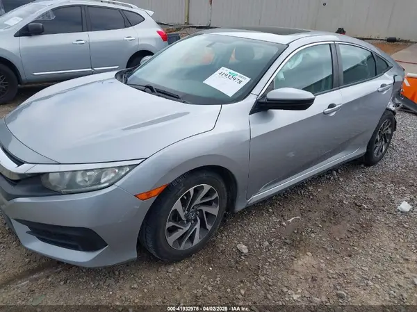 19XFC2F75GE071536 2016 HONDA CIVIC - Image 2