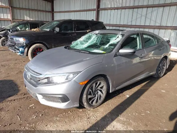 19XFC2F75HE033712 2017 HONDA CIVIC - Image 2