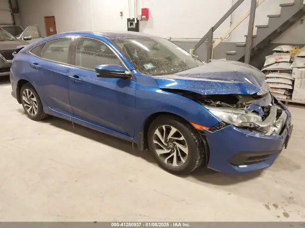 19XFC2F75HE060652 2017 HONDA CIVIC - Image 1