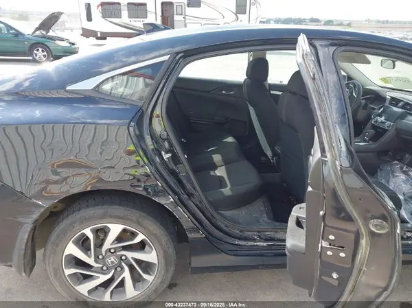 19XFC2F75HE065866 2017 HONDA CIVIC - Image 8