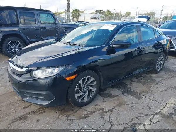 19XFC2F75HE067715 2017 HONDA CIVIC - Image 2