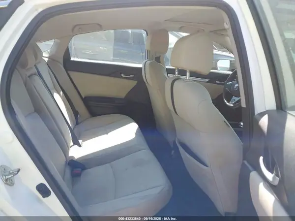 19XFC2F75HE077175 2017 HONDA CIVIC - Image 8