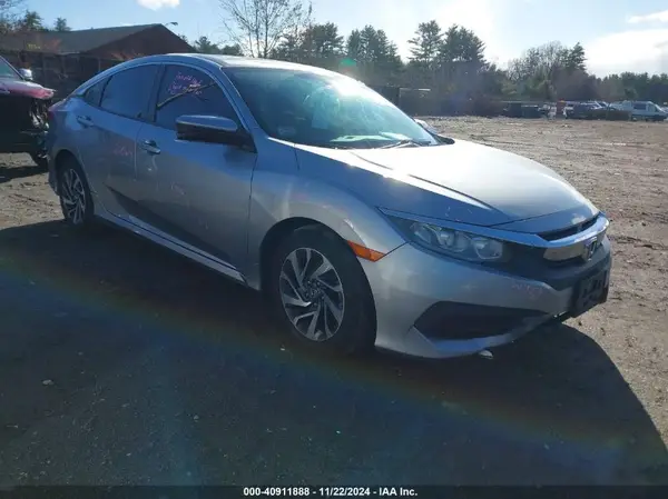 19XFC2F75HE220304 2017 HONDA CIVIC - Image 1