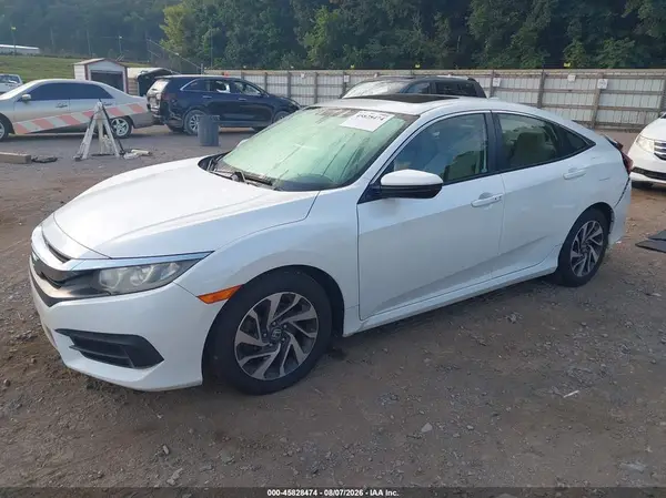 19XFC2F75JE001204 2018 HONDA CIVIC - Image 2