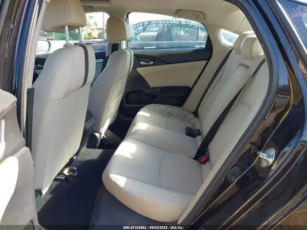 19XFC2F75JE012963 2018 HONDA CIVIC - Image 8