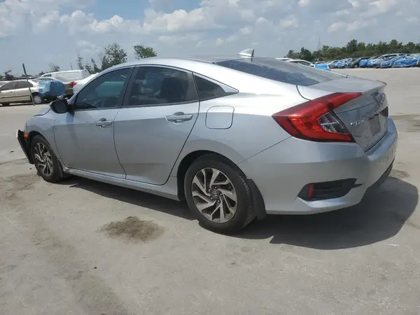 19XFC2F75JE015099 2018 HONDA CIVIC - Image 2