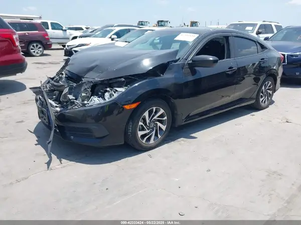 19XFC2F75JE017015 2018 HONDA CIVIC - Image 2