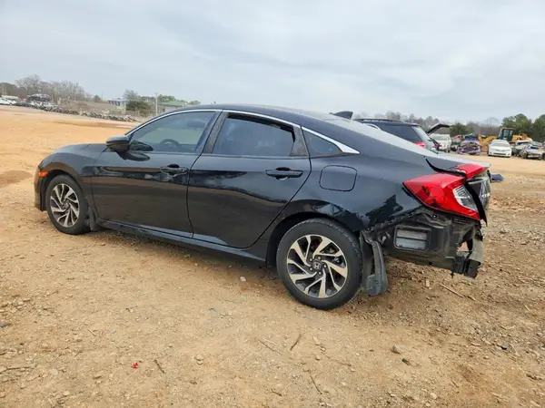 19XFC2F75JE025888 2018 HONDA CIVIC - Image 2