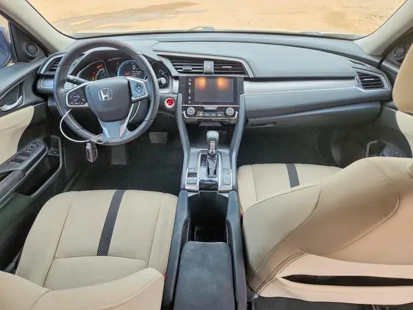 19XFC2F75JE025888 2018 HONDA CIVIC - Image 8