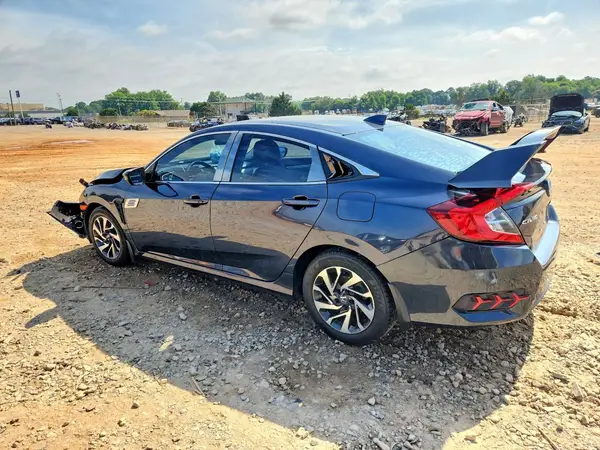 19XFC2F75JE030783 2018 HONDA CIVIC - Image 2