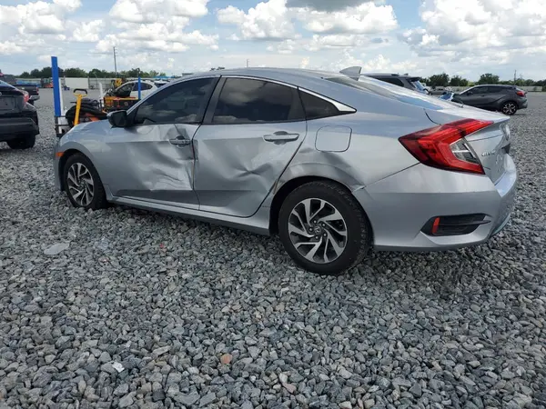 19XFC2F75JE031612 2018 HONDA CIVIC - Image 2