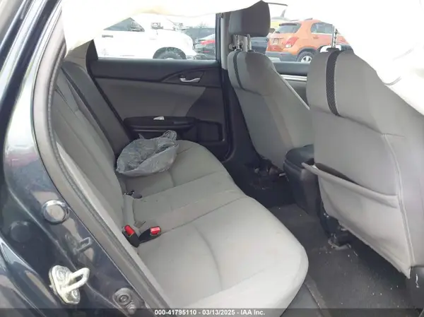 19XFC2F75JE035935 2018 HONDA CIVIC - Image 8