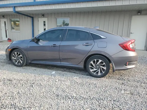 19XFC2F75JE038317 2018 HONDA CIVIC - Image 2