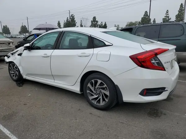 19XFC2F75JE038527 2018 HONDA CIVIC - Image 2