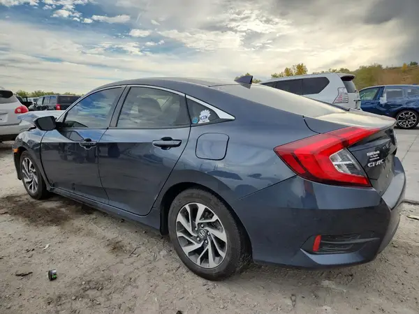19XFC2F75JE040536 2018 HONDA CIVIC - Image 2