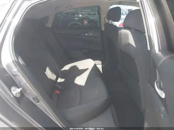 19XFC2F75JE041539 2018 HONDA CIVIC - Image 8