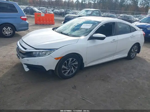 19XFC2F75JE044246 2018 HONDA CIVIC - Image 2