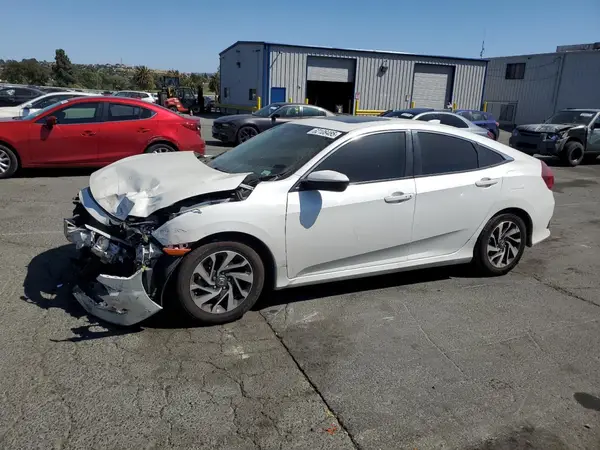 19XFC2F75JE202911 2018 HONDA CIVIC - Image 1