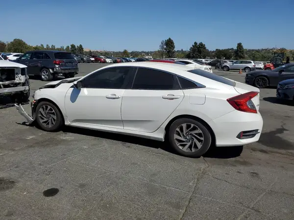 19XFC2F75JE202911 2018 HONDA CIVIC - Image 2