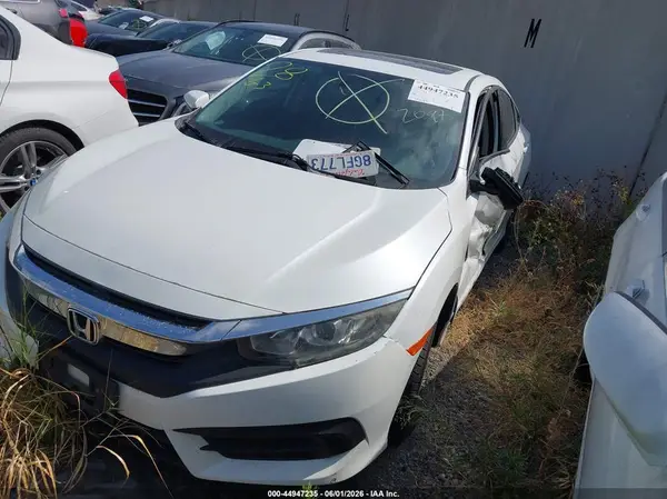 19XFC2F75JE208384 2018 HONDA CIVIC - Image 2