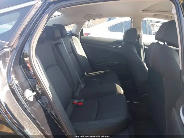19XFC2F76GE016108 2016 HONDA CIVIC - Image 8