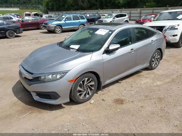 19XFC2F76GE035838 2016 HONDA CIVIC - Image 2