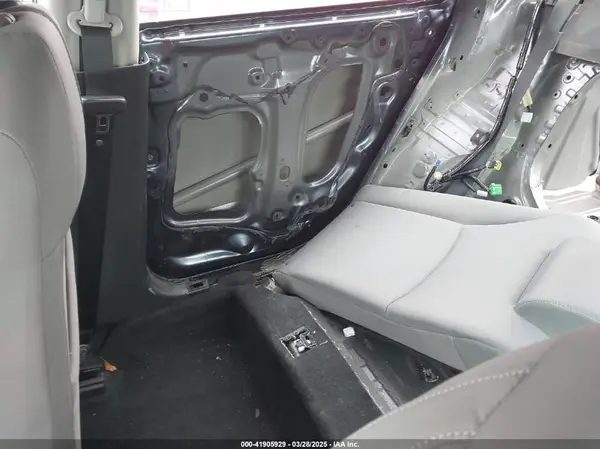 19XFC2F76GE046872 2016 HONDA CIVIC - Image 8